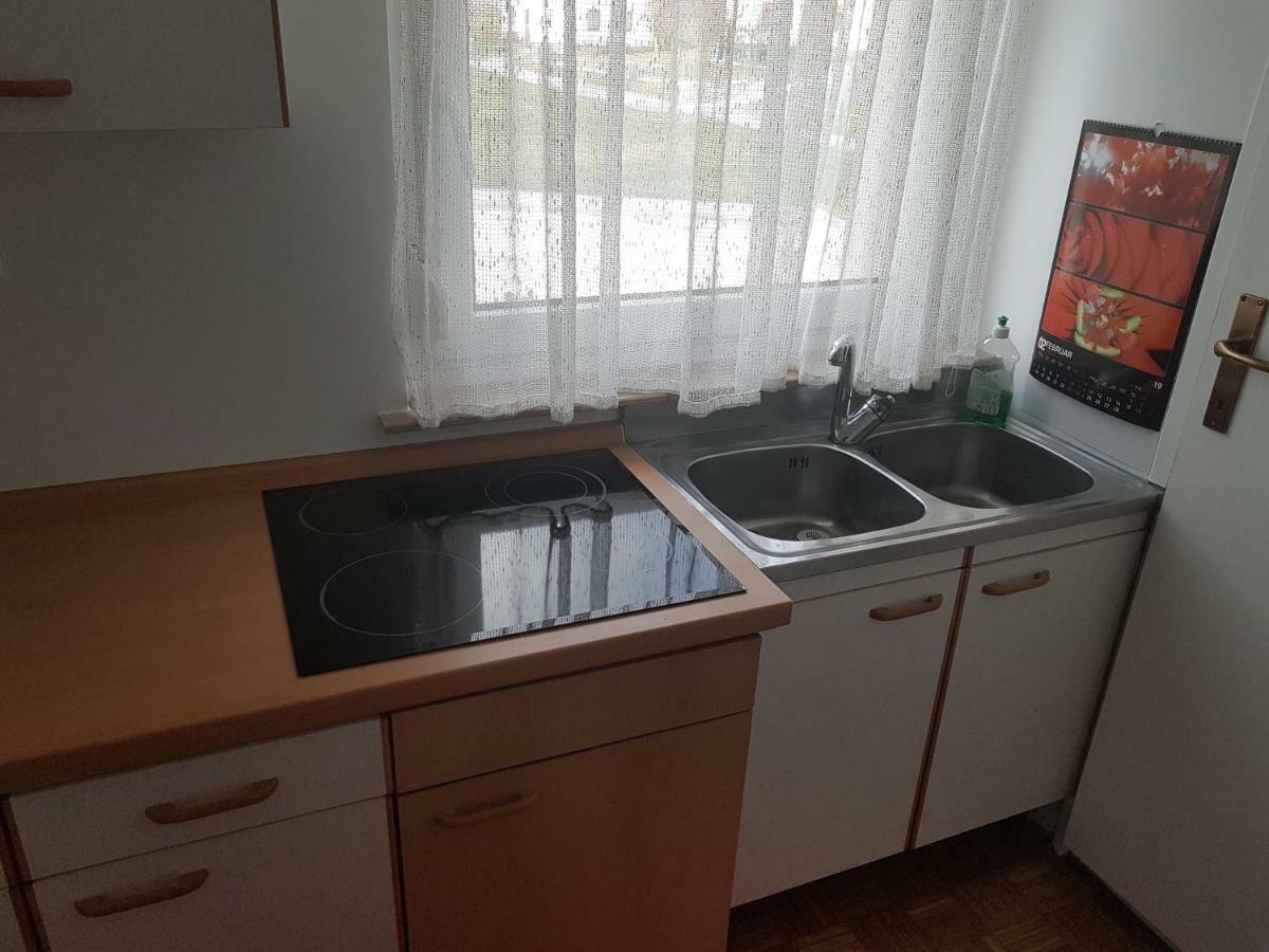 Apartment Lipar Преддвор Экстерьер фото